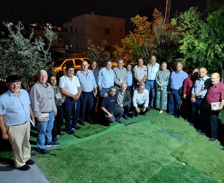 أمسية طرق على جدار الذاكرة - مصطفى عبد الفتاح